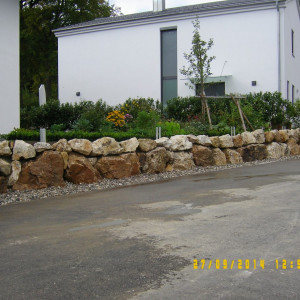 Helmes Gartenbau - Mauern