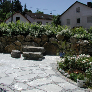 Helmes Gartenbau - Mauern