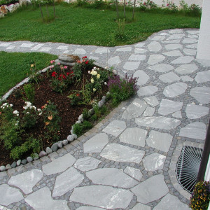 Helmes Gartenbau - Pflasterarbeiten und Wege