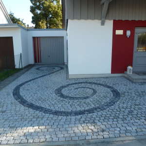 Helmes Gartenbau - Pflasterarbeiten und Wege