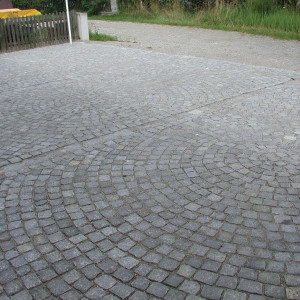 Helmes Gartenbau - Pflasterarbeiten und Wege