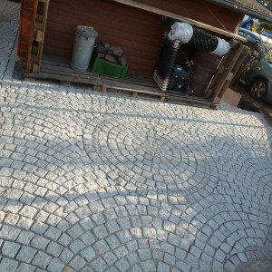 Helmes Gartenbau - Pflasterarbeiten und Wege