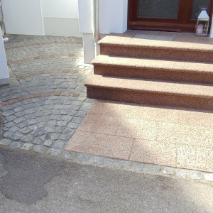 Helmes Gartenbau - Podeste und Treppen