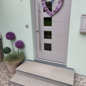Helmes Gartenbau - Podeste und Treppen