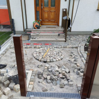 Pflastern-bei der Arbeit